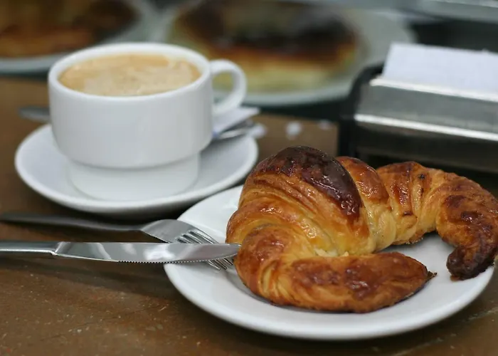 & Sports Cafe Hostel