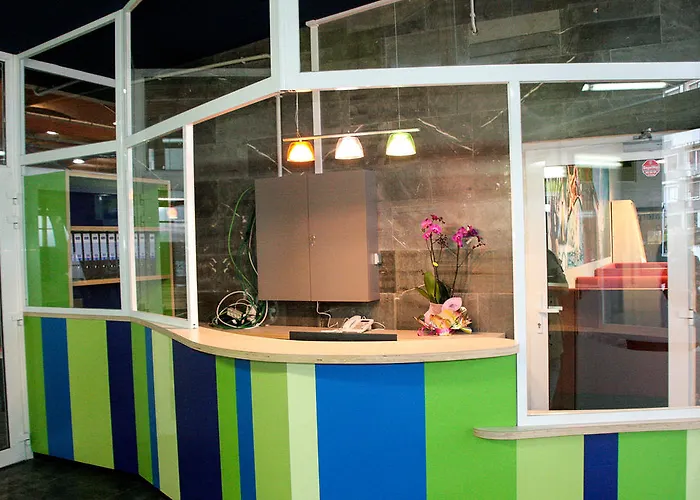 Albergue & Sports Cafe Mundaca