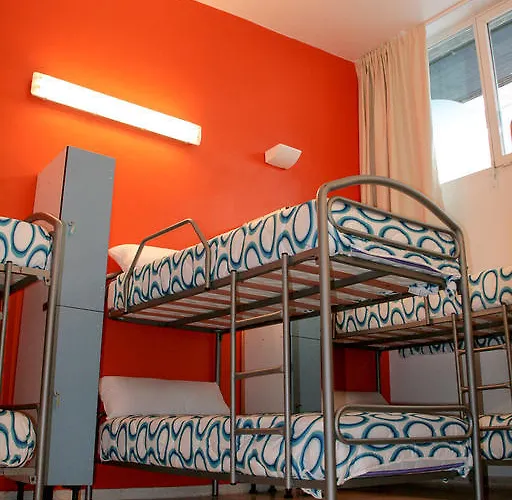 & Sports Cafe Mundaca