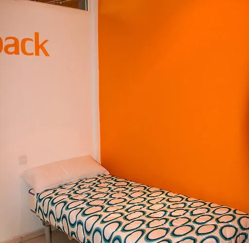 & Sports Cafe Mundaca